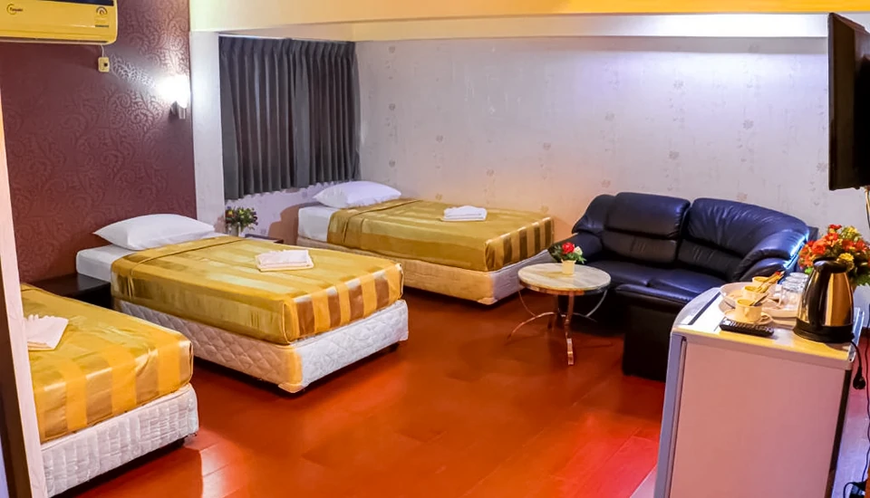 هتل ویزیتینگ کارد ریزورت بانکوک